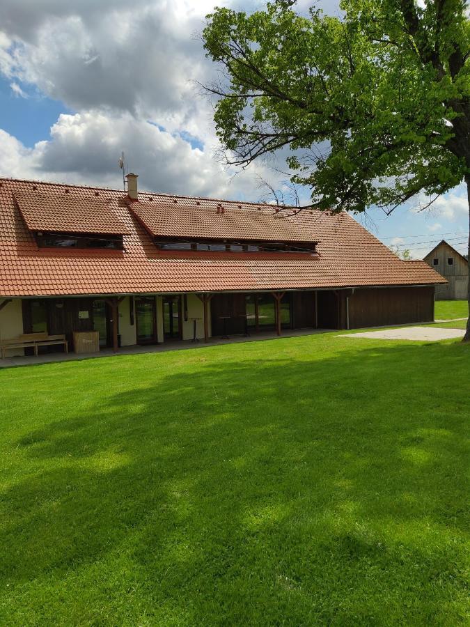 Hostinec U Zamecku Klokocov Exterior photo